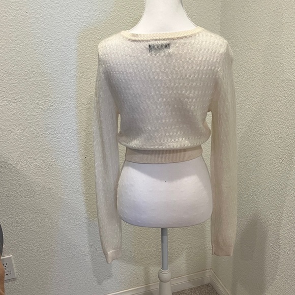 Cream Textured Knit Sweater - Picture 4 of 5